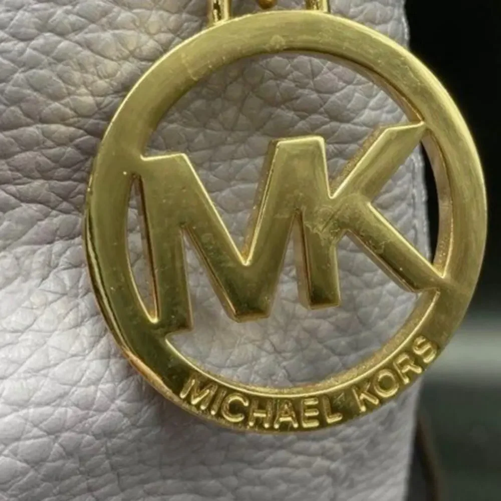 Michael Kors Jet Set Chain Large Pebbled Leather Shoulder Bag - Lilac - Picture 7 of 8